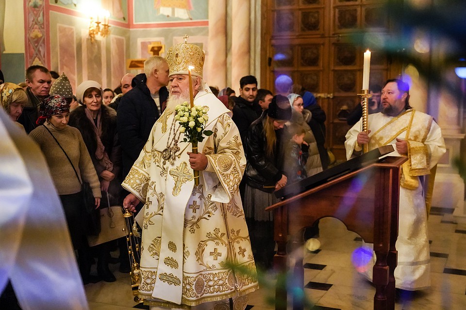 Литургия в Софийском соборе Самары